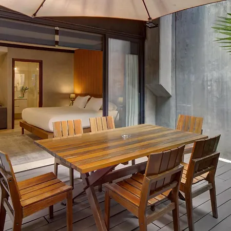 Mx Grand Suites (Adults Only)